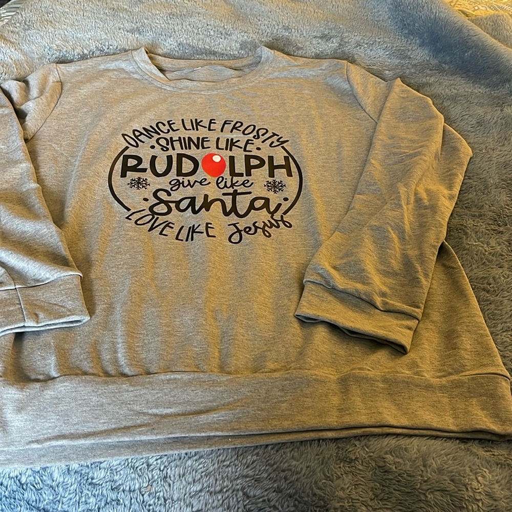 Christmas Sweatshirt.         L